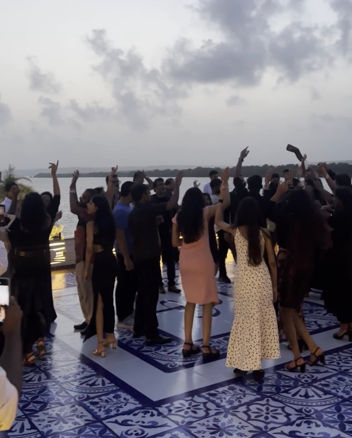 Day wedding package at luxurious yacht of India in Goa - Photo 3