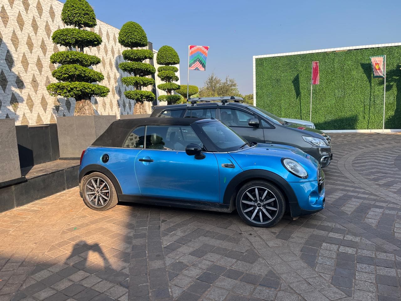 Mini Cooper Blue 2017 in Goa
